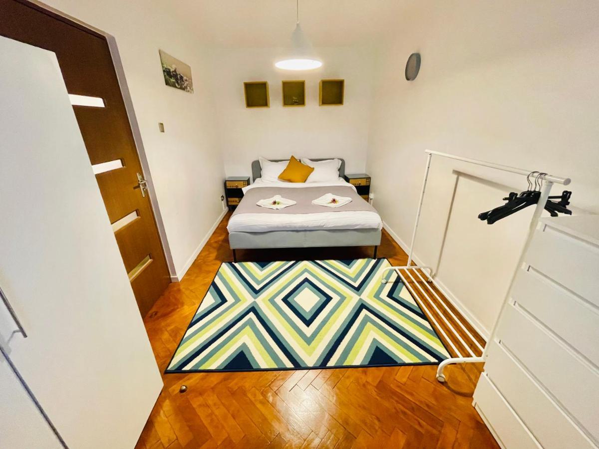 Modern Place To Stay-Self Check-In Nonstop 24H-Wifi Reșița Dış mekan fotoğraf