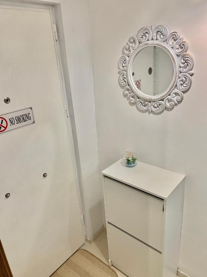 Modern Place To Stay-Self Check-In Nonstop 24H-Wifi Reșița Dış mekan fotoğraf